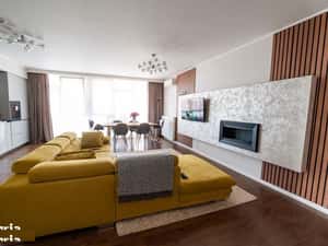 Apartament superb Ared/Oradea Prima shops/3 camere/terasa/parcare/boxa