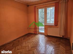 Exclusiv! Ap. 4 camere +garaj– decomandat – str. Ioan Slavici, et.1 — miniatura 6