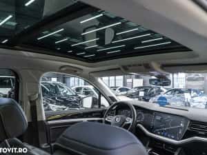 Volkswagen Touareg 3.0 V6 TDI 4Motion DPF Automatik Elegance — miniatura 8