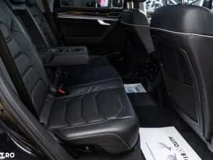 Volkswagen Touareg 3.0 V6 TDI 4Motion DPF Automatik Elegance — miniatura 10