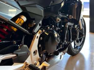 Vand motocicleta Bmw f 900 r 2022 unic proprietar fara accident — miniatura 8