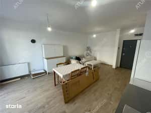 Apartament 2 camere balcon loc parcare zona Magnolia din Sibiu — miniatura 4