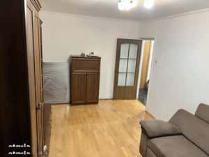 Apartament 3 camere, etaj 1, zona Fizicienilor sect.3 — miniatura 3
