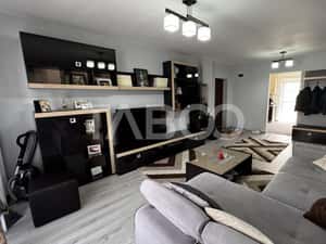 COMISION 0-Apartament etaj intermediar 3 camere parcare Doamna Stanca — miniatura 4