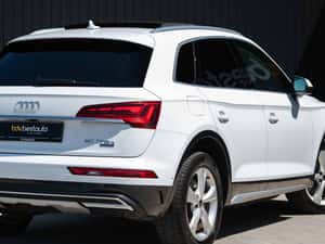 Audi Q5 50 TFSIe Quattro Advanced 299 HP Hibrid — miniatura 5