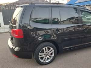 Vw Touran 2.0 TDI 140 CP Fab 2014 — miniatura 4