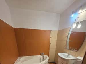 Apartament 3 camere zona Cina scoala 10 — miniatura 4