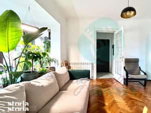 Apartament interbelic 3 camere+Birou demisol | Cotroceni | Liniște și — miniatura 3