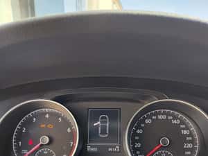 Volkswagen Golf 2019, 97.000 km, 10.000 EUR — miniatura 3
