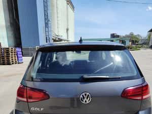 Volkswagen Golf 2019, 97.000 km, 10.000 EUR — miniatura 4