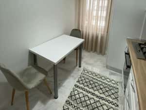 Spre închiriere, apartament cu 2 camere - Royal Town Copou — miniatura 5