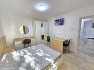 Apartament 2 camere decomandate, etaj 2 – zonă excelentă — miniatura 2