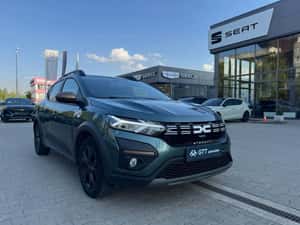 Dacia Sandero Stepway Extreme TCe 110 MT6 2025 – city-car modern, ideal pentru oraș și drumuri lungi