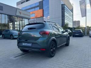 Dacia Sandero Stepway Extreme TCe 110 MT6 2025 – city-car modern, ideal pentru oraș și drumuri lungi — miniatura 4