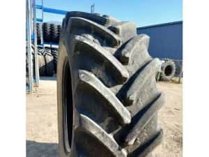 Anvelopa 600/70r34 Bkt Second Hand de Tractiune — miniatura 1