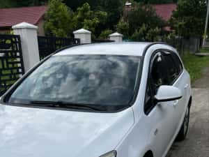 Opel astra j cdti an 2013 — miniatura 3