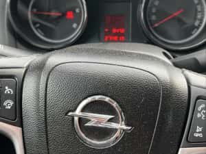 Opel astra j cdti an 2013 — miniatura 4