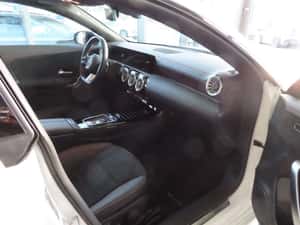 Mercedes-Benz CLA 200 - 61.000 km - 2024 — miniatura 4