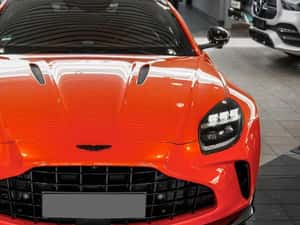 Aston Martin V8 Vantage — miniatura 2