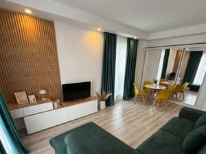 De închiriat apartament 2 camere + terasa de 25 mp — miniatura 2