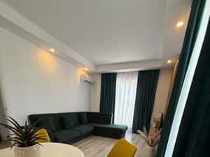 De închiriat apartament 2 camere + terasa de 25 mp — miniatura 3