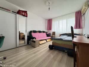 Vanzare-Apartament decomandat 2 camere 50mp, cu loc de parcare