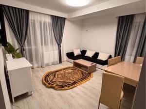 Inchiriez apartament 2 capere + parcare — miniatura 1