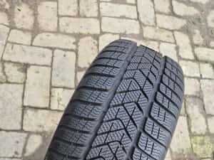 O bucată 225/50 R17 M+S iarnă - una Pirelli Bridgestone — miniatura 5