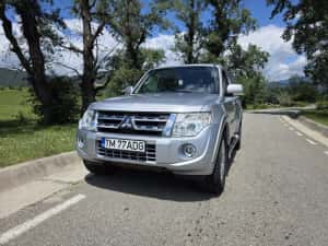 Mitsubishi Pajero 2014