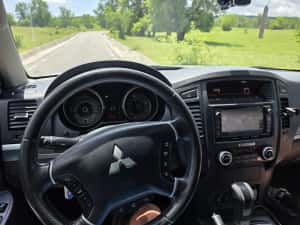 Mitsubishi Pajero 2014 — miniatura 5
