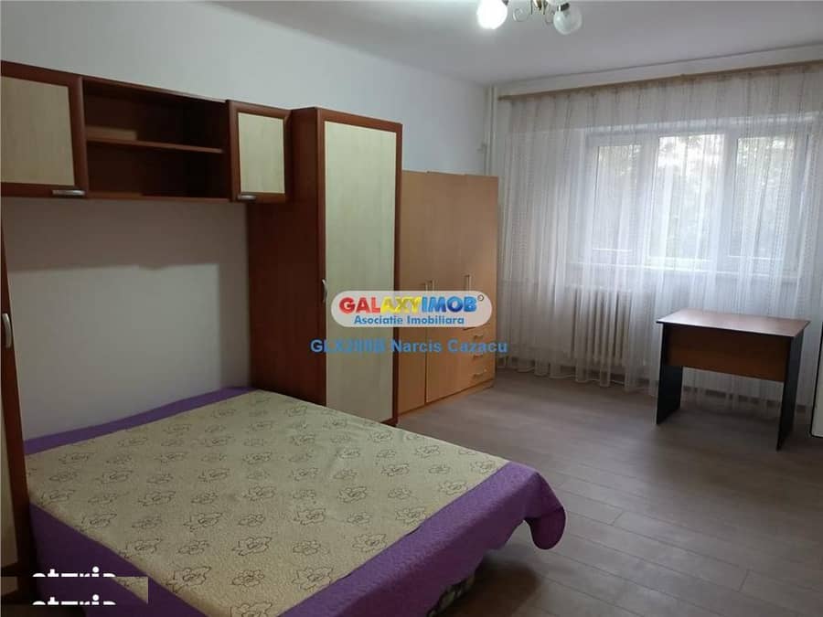 Doamna Ghica strada Cremenita etaj 3 inchiriere garsoniera mobilata — fotografie 1 din 6