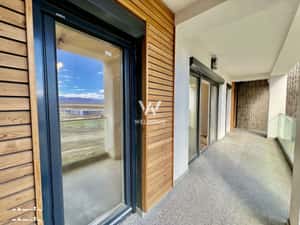 Apartament 2 camere, 51 mp utili cu balcon orientare SUD, la alb