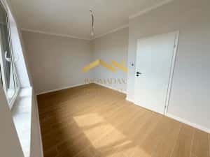Bucovăț-Duplex 4 Camere-La Cheie — miniatura 2
