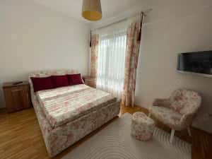 Apartament 2 camere  Balcon și garaj   Central   — miniatura 2