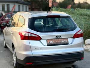 Ford Focus Manuală 120 HP Diesel — miniatura 7
