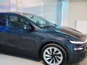 Tesla Model Y SUV second-hand 2026