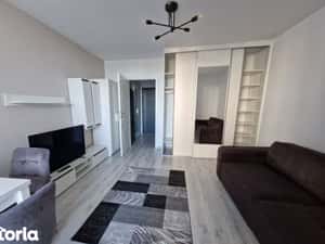 Garsoniera 29mp, balcon 3mp, finisat modern, zona Detunata — miniatura 5