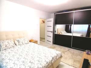 Apartament 2 camere decomandat, Etaj 1, Renovat 2025, mobilat partial — miniatura 5