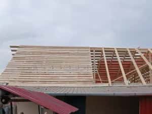 Executam acoperisuri complete sau partiale pentru case — miniatura 6