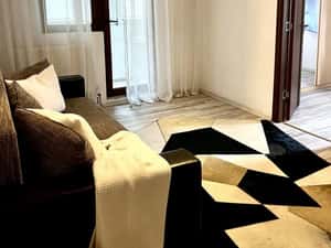 închiriez apartament 3 camere la Fortuna — miniatura 3