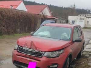 Vând land rover discovery sport 2.0 avariat — miniatura 9