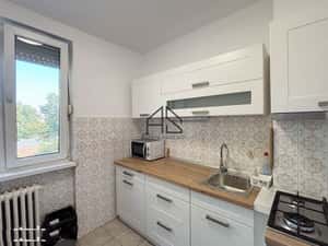 De închiriat | Apartament cu 3 camere, bucătărie închisă | Centru — miniatura 3