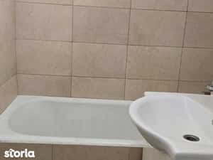 VITAN MALL-inchiriez garsoniera DECOMANDATA, 40mp, bloc 1990, 380euro — miniatura 6