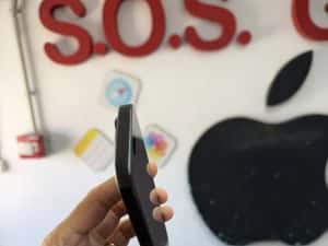 Vand Iphone 15 Pro 256Gb black Impecabil — miniatura 4