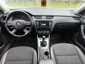 Skoda Octavia 3  avariata — miniatura 5