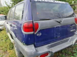 Broasca usa fata dreapta Nissan Terrano R20 — miniatura 5