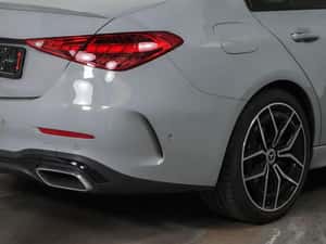 Mercedes-Benz C 300 Automată 258 HP Benzină 2025 — miniatura 5