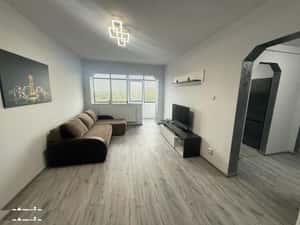 Inchiriere apartament 2 camere, Targoviste, micro 6, Sala Polivalenta — miniatura 2