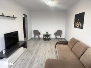 Inchiriere apartament 2 camere, Targoviste, micro 6, Sala Polivalenta — miniatura 4