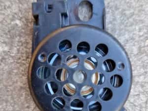 Difuzor alarma senzori Audi A6 cod 8E0 919 279 — miniatura 4
